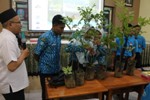 Dishut Jatim Kenalkan Tanaman Hutan Unggul Pada Siswa Kader Lingkungan